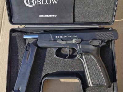 Холостий стартовий пістолет Blow Magnum