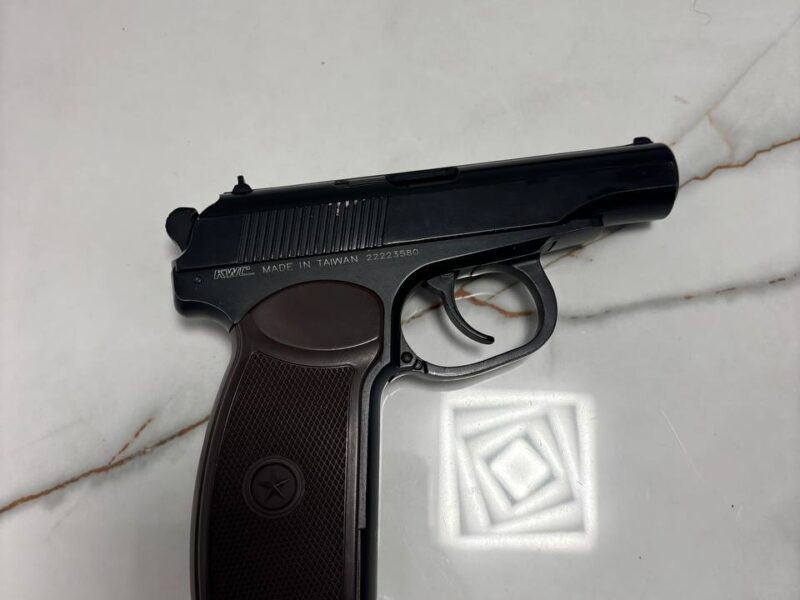 Пневматичний пістолет Макарова SAS blowback