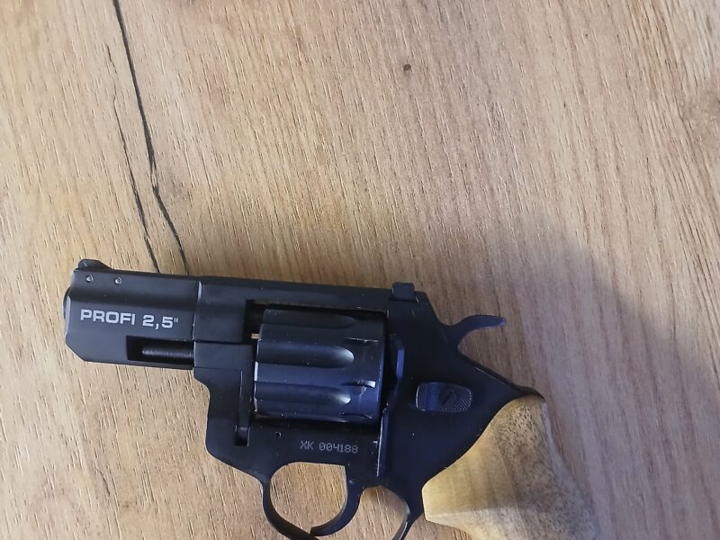 Продаю револьвер Flober profi 2.5"
