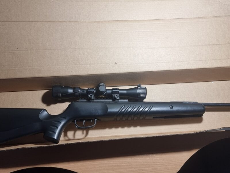 Пневматическая винтовка Crosman Nitro Venom Dusk