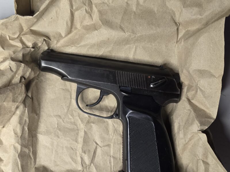Пістолет пневматичний Baikal MP-654K MAKAROV