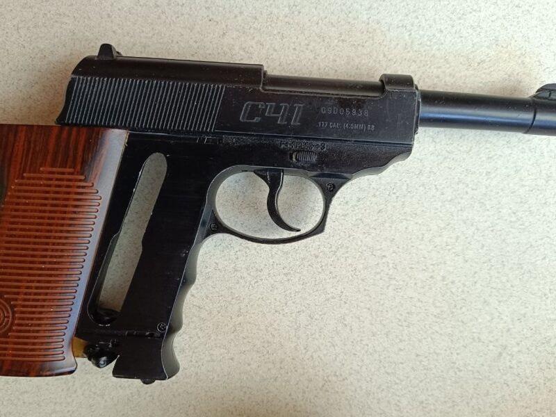 Продам пневматичний пістолет Crosman C41 (калібр 4.5 мм) / Walther P38