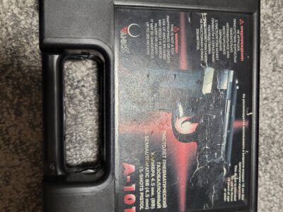 Продам пневматический пистолет Аникс А-111