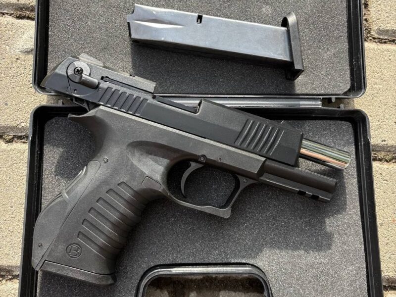 Холостий стартовий Blow TR 92 з автоматичним режимом