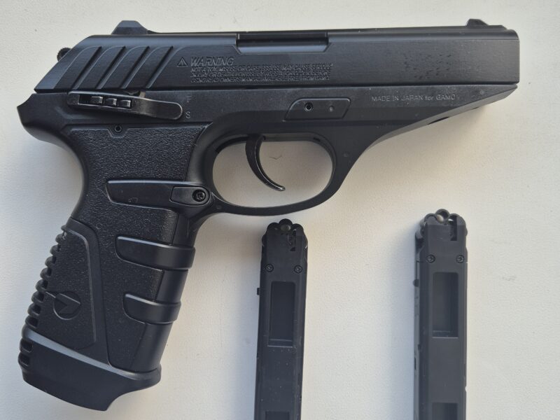 Продам пневматический пистолет Gamo P-25 Blowback