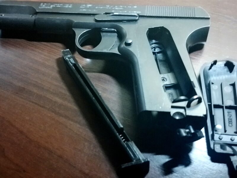 Пневматичний пістолет Crosman C-TT