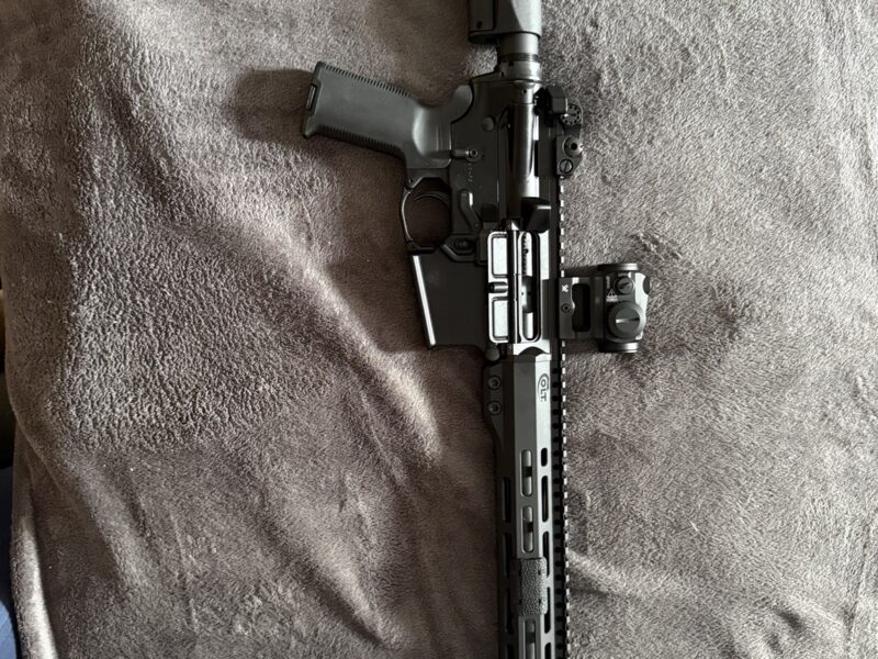 AP-15 colt m5
